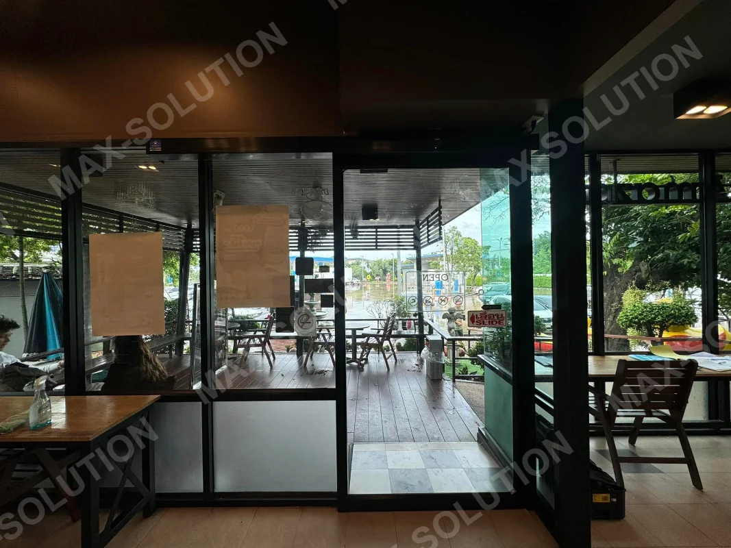 ผลงานติดตั้ง ประตูสไลด์อัตโนมัติ DORGEN AMAZON CAFE กรุงเทพฯ | MAX-SOLUTION (รูปที่ 2)