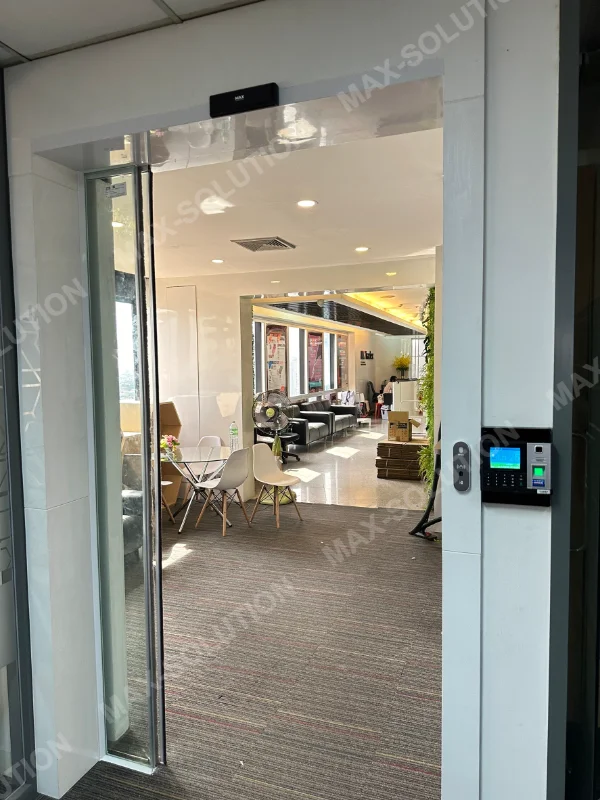 ผลงานติดตั้ง ประตูกระจกอัตโนมัติ DORGEN RX Tradex กรุงเทพฯ | MAX-SOLUTION (รูปที่ 3)