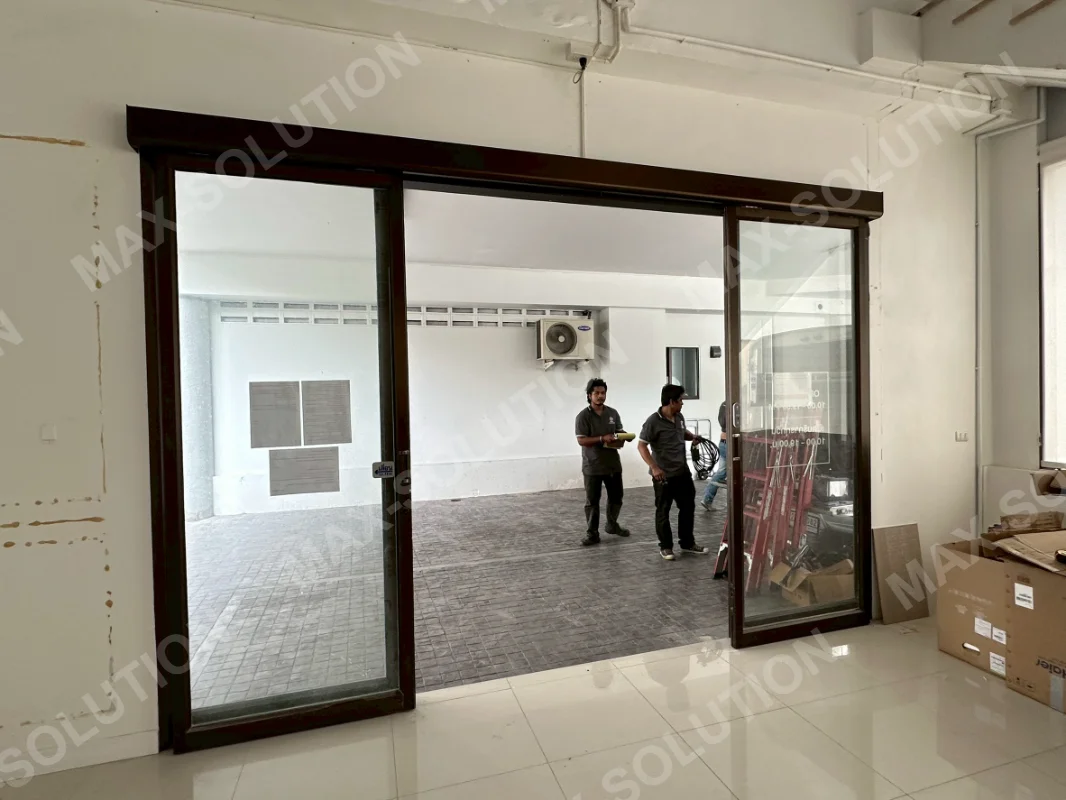 ผลงานติดตั้ง ประตูสไลด์อัตโนมัติ EZY บจก.เอ็มเทล(ประเทศไทย) กรุงเทพฯ | MAX-SOLUTION (รูปที่ 3)