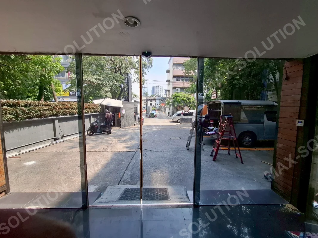 ผลงานติดตั้ง ประตูสไลด์อัตโนมัติ DORGEN รพ.สัตว์เจริญสุข กรุงเทพฯ | MAX-SOLUTION (รูปที่ 2)