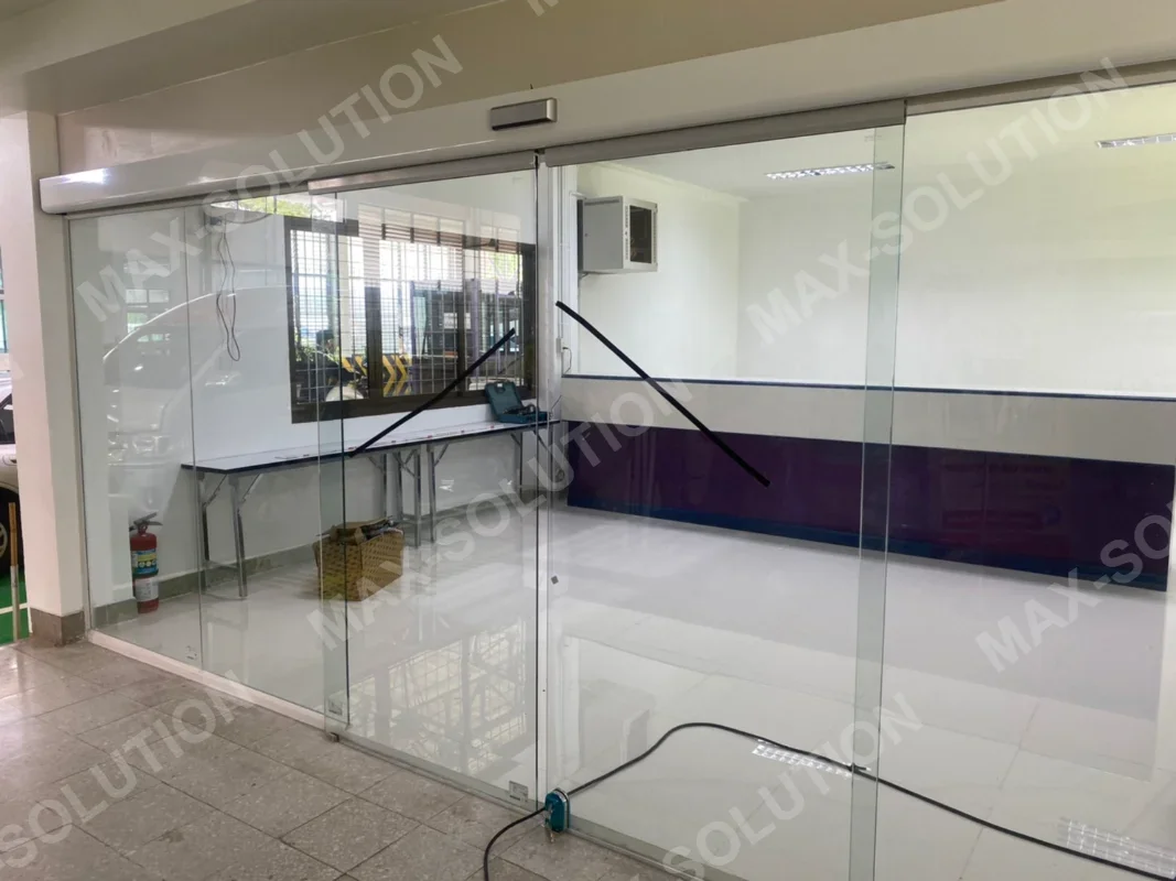 ผลงานติดตั้ง Auto Door DORMAKABA สำนักงานขนส่งจังหวัดลำปาง ลำปาง | MAX-SOLUTION (รูปที่ 3)